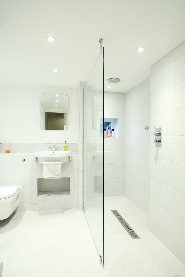 Southcot Place, With Garden Bath